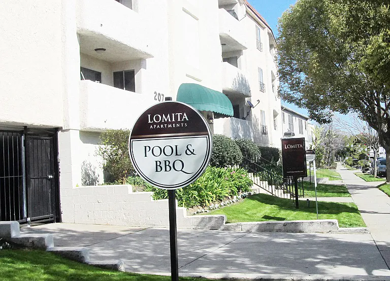 Lomita Apartments — Photo 15