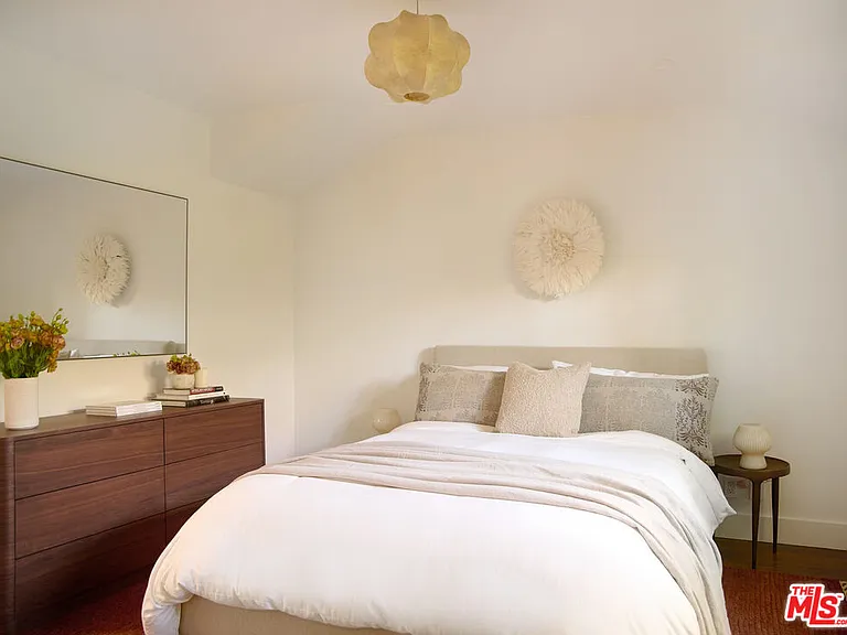 519 Moreno Ave — Photo 29