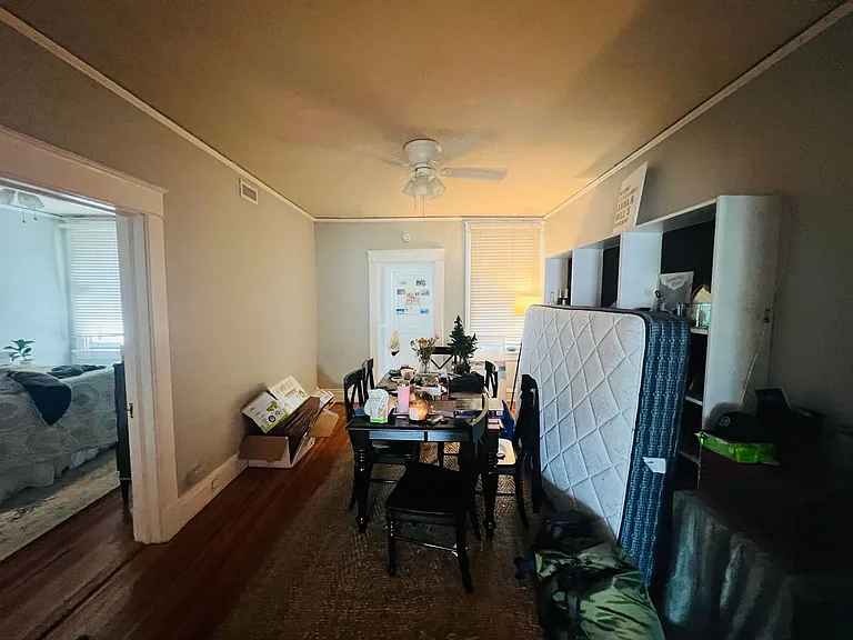 2327 Floyd Avenue — Photo 7