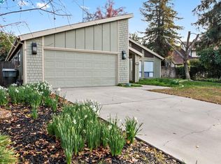 1332 S Cedar Ct, Visalia, CA 93292