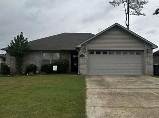 108 Spruce St, Jacksonville, AR 72076