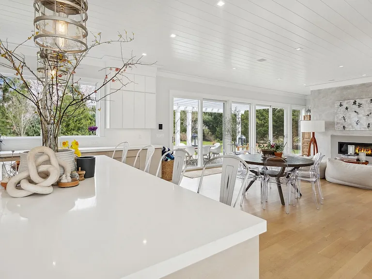 9 S Harbor Dr — Photo 10