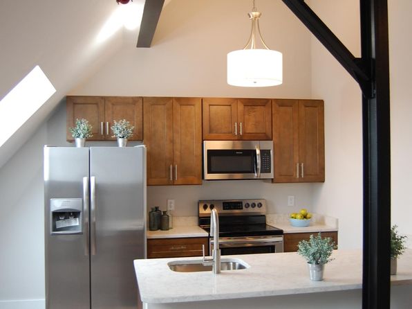 155 Ararat St APT 302