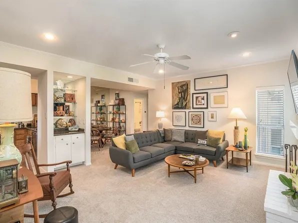 718 Bering Dr APT H, Houston, TX 77057