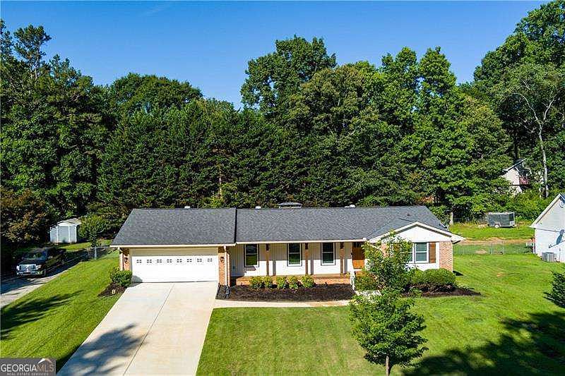 1st image of 4422 White Oak Dr
