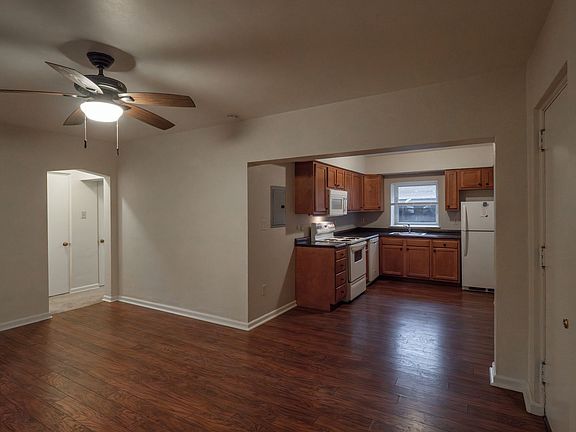3rd image of 28 Wasson Pl APT 1