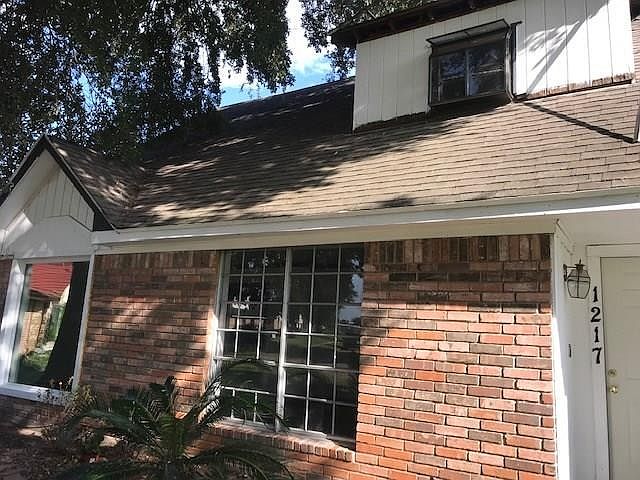 1st image of 1217 E Amherst Ln