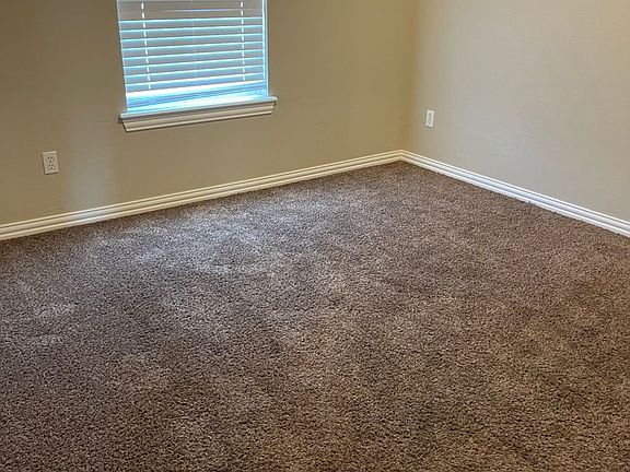5th image of 4009 Green Apple Dr