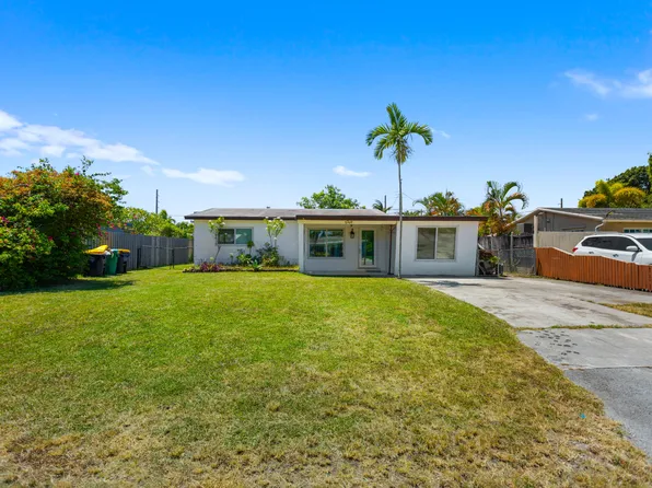 2748 SW 46th Ct, Fort Lauderdale, FL 33312