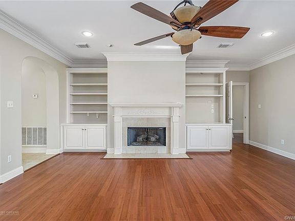 5th image of 10111 Autumn Oaks Ln