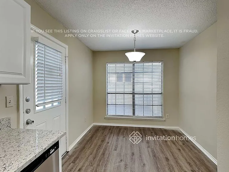 4317 Saugus Dr — Photo 7