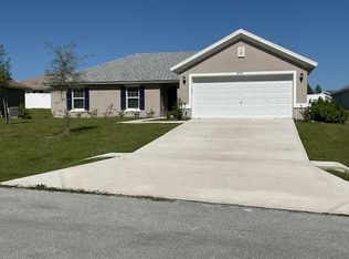 8190 N Wakefield Dr, Dunnellon, FL 34434