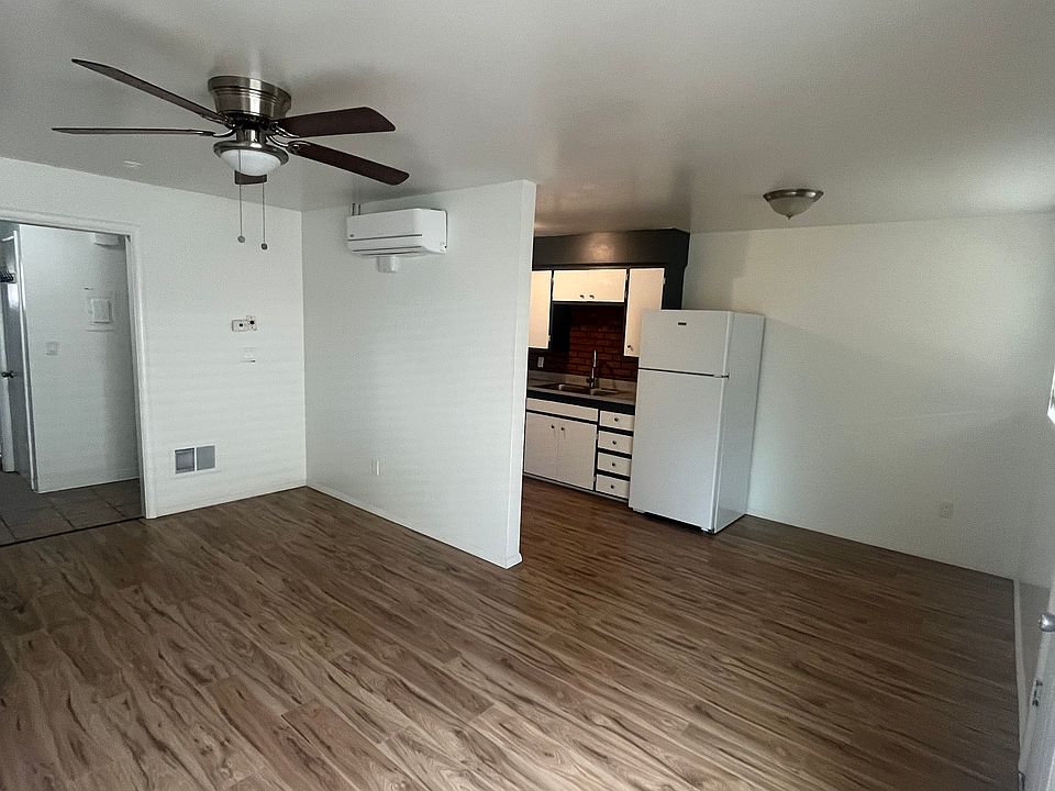 1st image of 457 E Warnock Ave #2