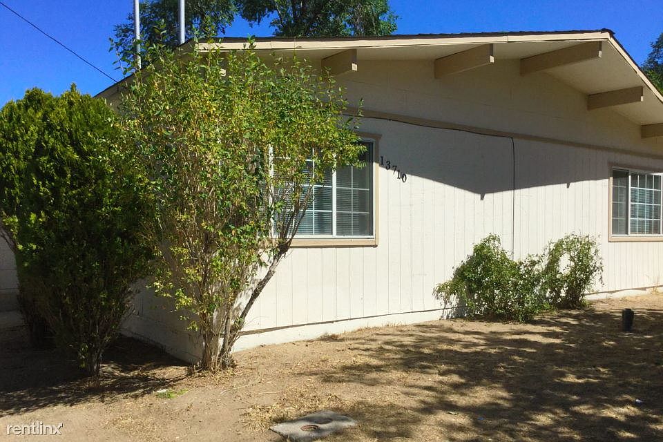 30310084_13710-mount-whitney-st_reno_nv_2016-1