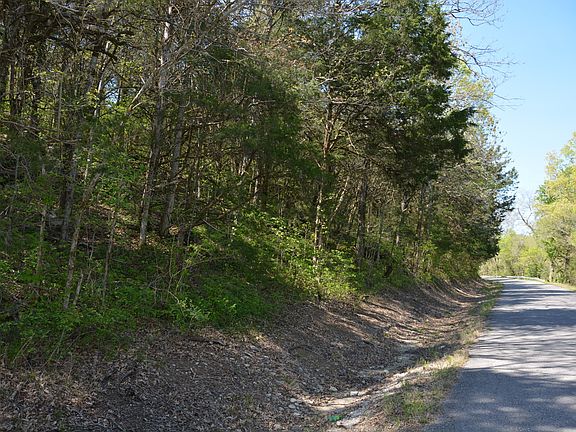 4th image of 146 Bledsoe Rd