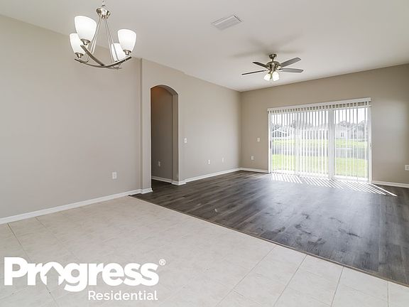 3rd image of 9413 Cypress Harbor Dr