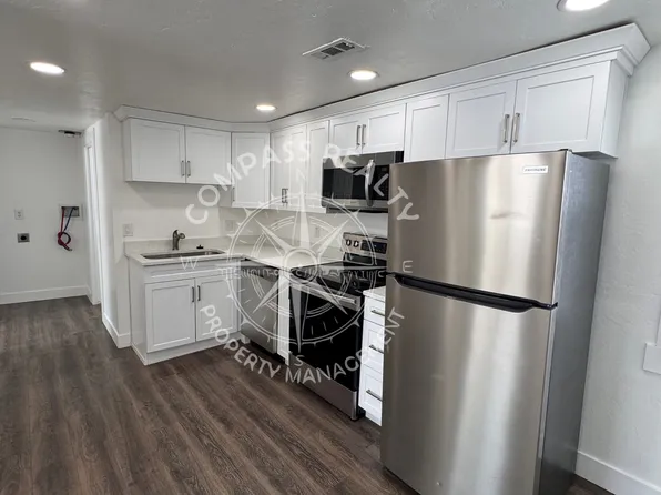 245 E Marvista Ln, Tooele, UT 84074