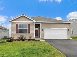 519 S Hahn Dr, Cortland, IL 60112