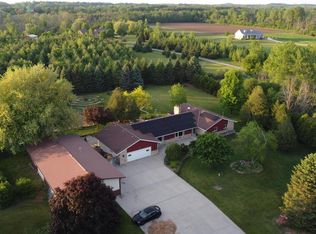 400 Knollwood Rd, West Bend, WI 53095