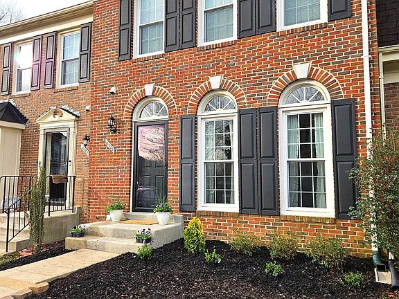 4th image of 6123 Summer Park Ln