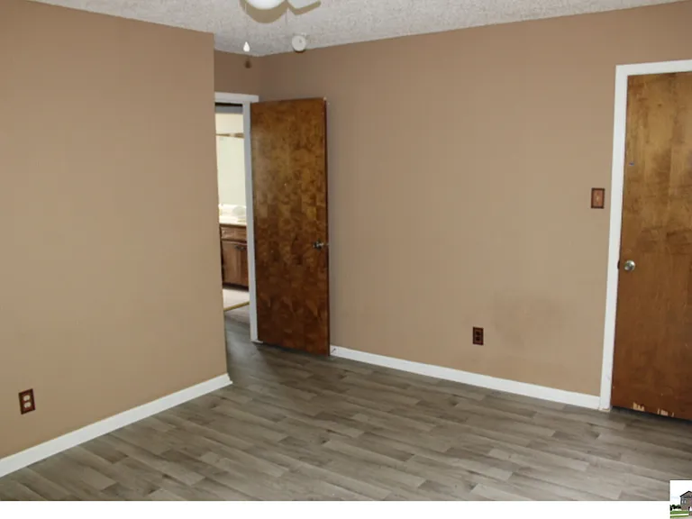 632 Manning Dr — Photo 16