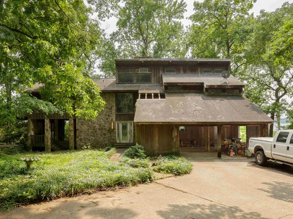 244 County Road 33, Killen, AL 35645