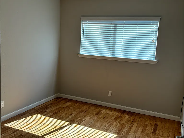 209 Milbrae Ln #3 — Photo 5
