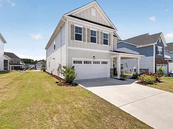 5th image of 408 Daffodil Petal Ln