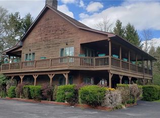 29 Horseshoe Lake Rd, Kauneonga Lake, NY 12749
