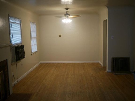 5th image of 1228 W 31st St