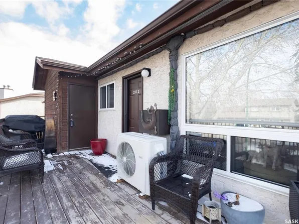 UNIT 202-2911 Harding STREET, Regina, SK S4V 1B9