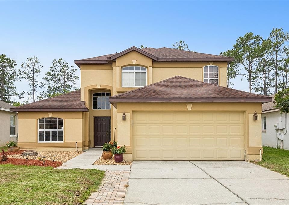 1st image of 726 OXFORD DRIVE
