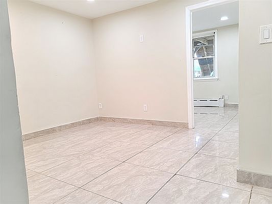1st image of 302 Bay 20 St #1