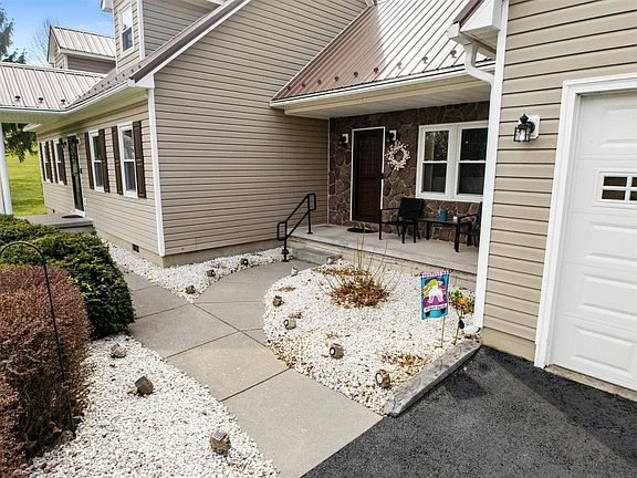5th image of 184 Farley Cir