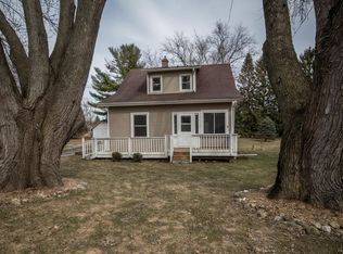 W282N6916 Main St, Merton, WI 53056