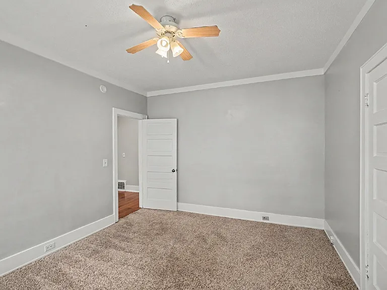 207 Marquette Ave #2 — Photo 10
