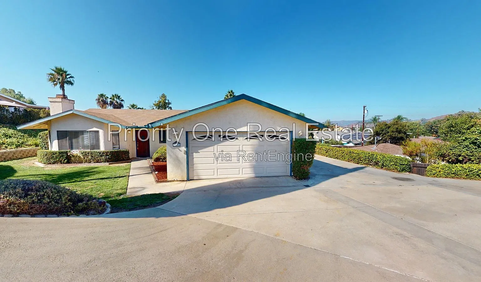 3 bed, 2.0 bath, 1434 sqft, $4,000 — Photo 1
