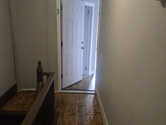 4th image of 103 Overlook Pl Floor 3