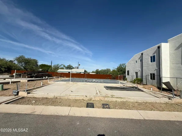 2837 N Edmond Dantes Ct #9, Tucson, AZ 85716