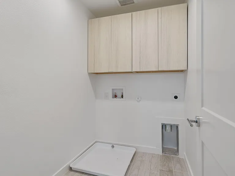 7601 Cooper Ln #4 — Photo 24