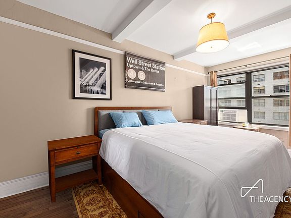 3rd image of 225 E 79th St APT 7A