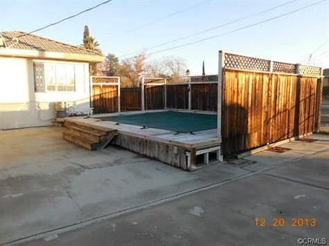 3rd image of 367 S Carmalita St