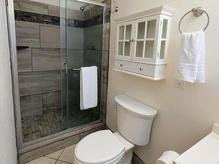 1711 S Hardy Dr — Photo 15