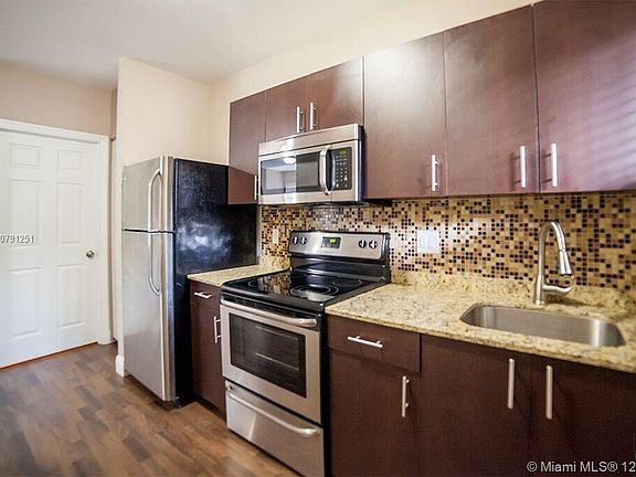 3rd image of 1752 NW 1st St #4A