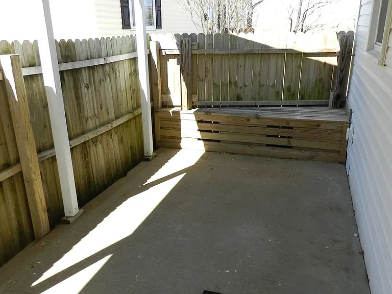 9719 13th View St — Photo 18