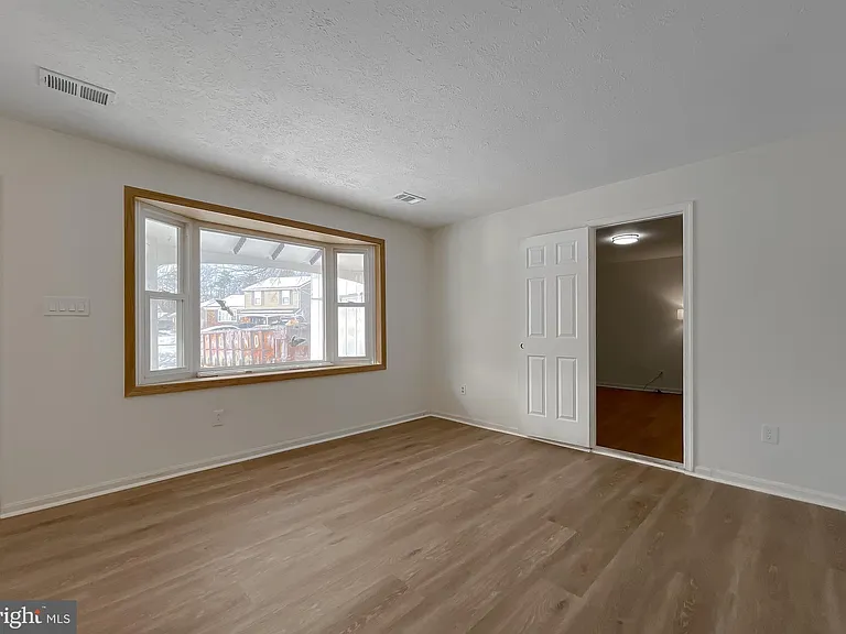 2094 Chapelside Ct — Photo 15
