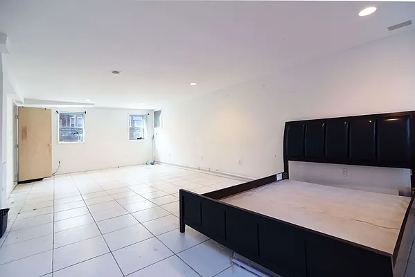 Rented by Coda Real Estate NYC | media 36
