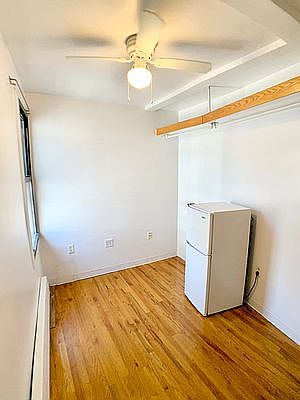 4th image of 102 Washington Pl APT 2A