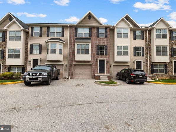 34 Shady Tree Ct