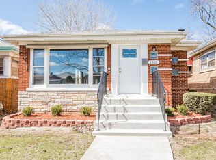 8920 S Euclid Ave, Chicago, IL 60617